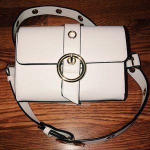Forever 21 White purse